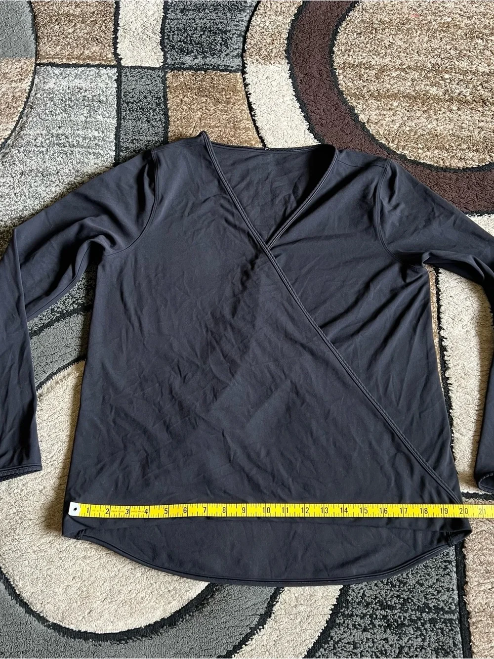 Women’s Lululemon Full Freedom Long Sleeve Shirt Size Large - Picture 8 of 9